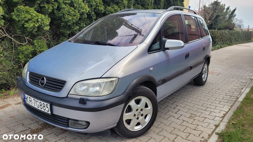 Opel Zafira 1.8 16V Elegance - 1