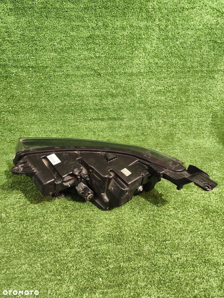 REFLEKTOR PRAWY PRZÓD SSANGYONG TIVOLI LIFT 19- FULL LED NR.995 - 3