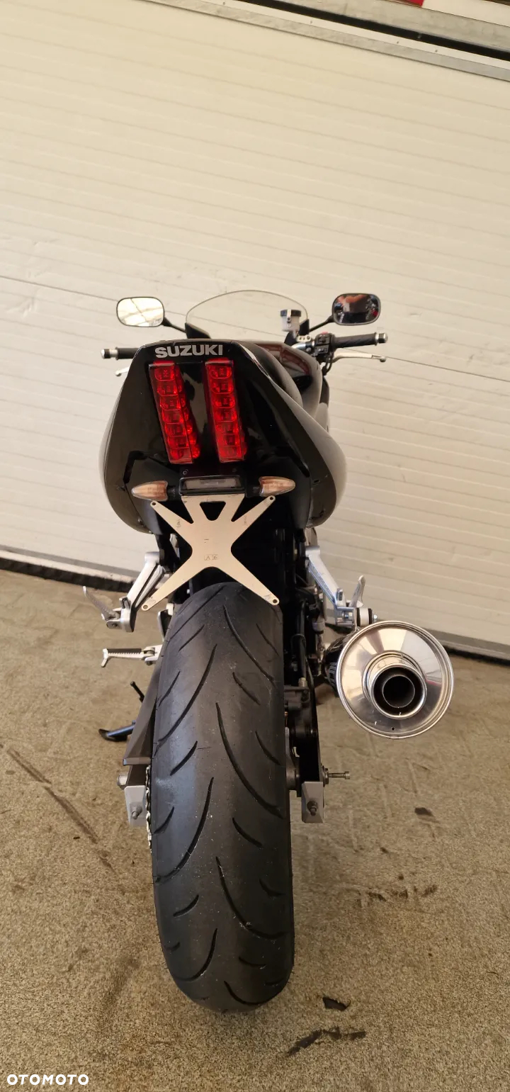 Suzuki SV - 24