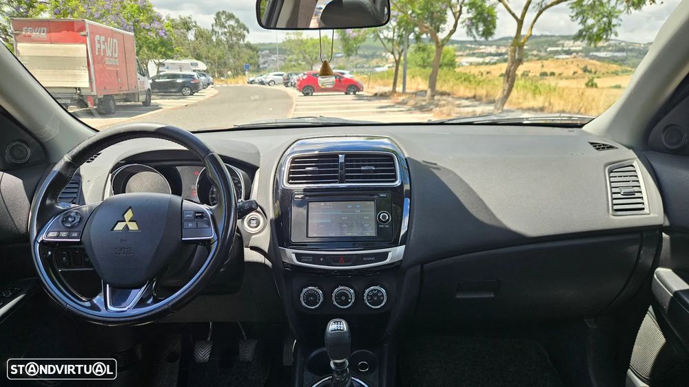 Mitsubishi ASX 1.6 DI-D Instyle Connect Edition - 17