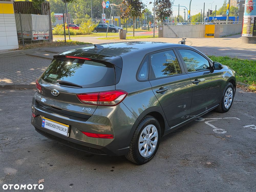 Hyundai i30 1.5 DPI Modern - 9
