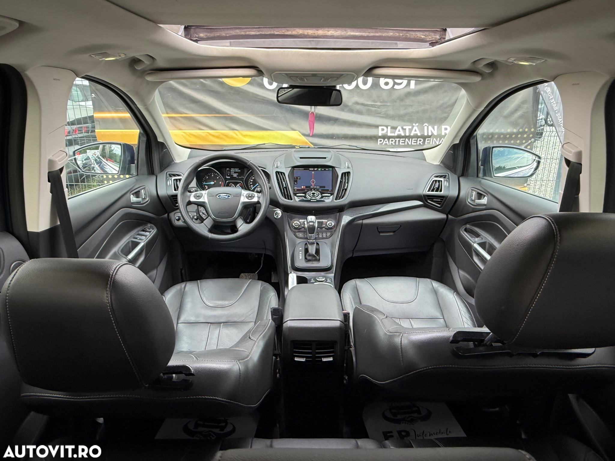 Ford Kuga 2.0 TDCi 4WD Powershift Titanium - 23
