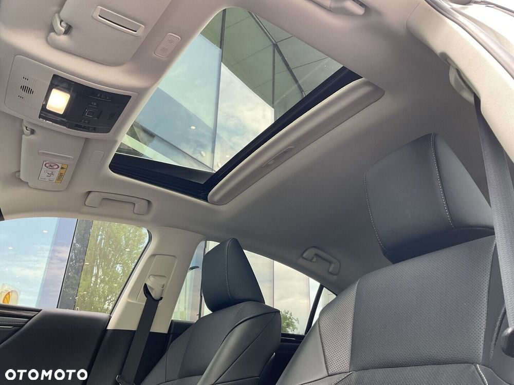 Lexus ES 300h Business Edition - 32