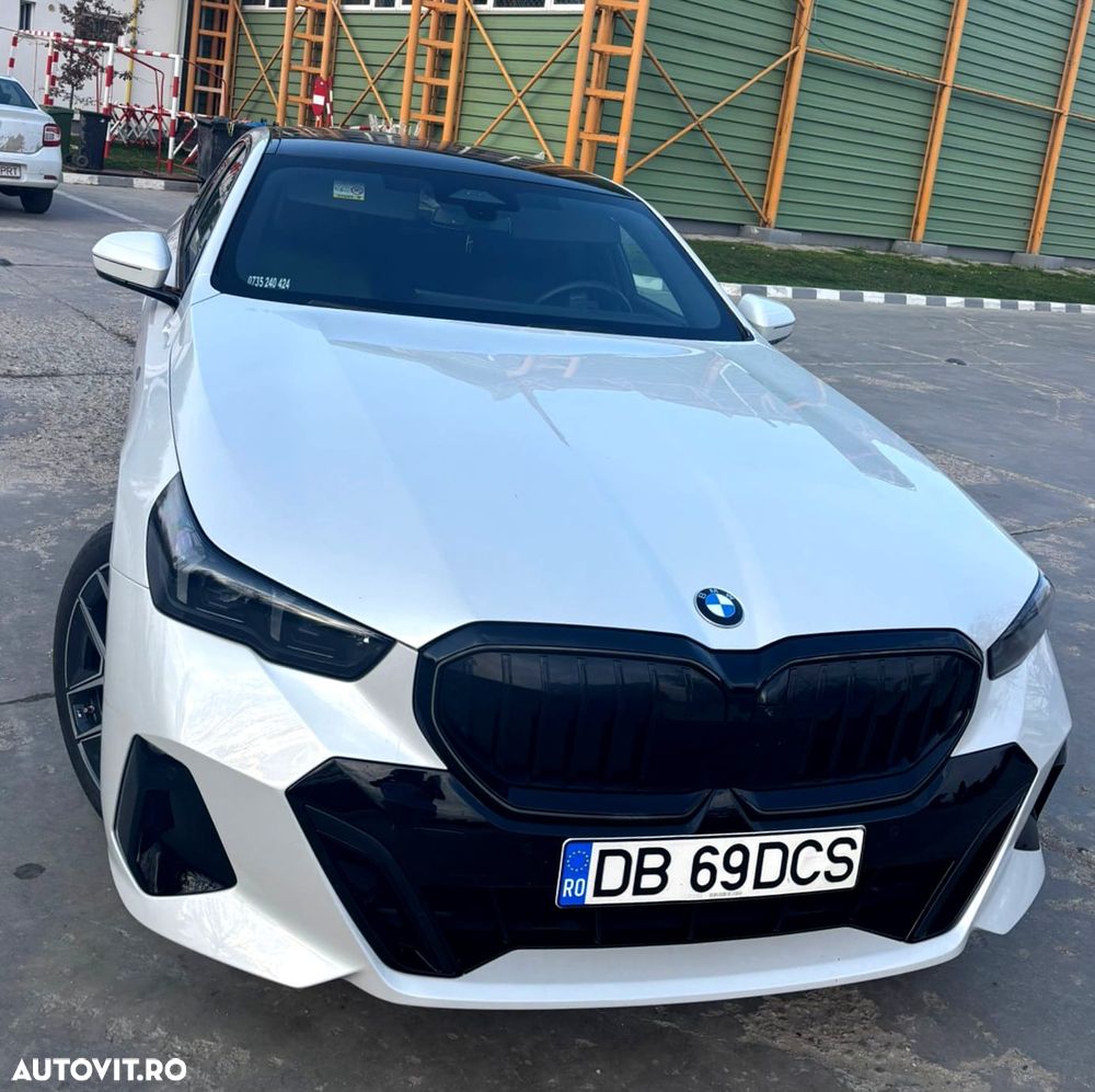 BMW Seria 5 520i Aut. - 6