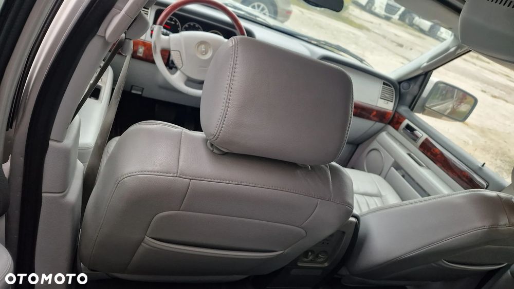 Lincoln Navigator - 25