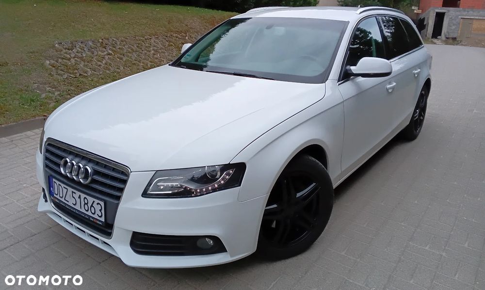 Audi A4 Avant - 11