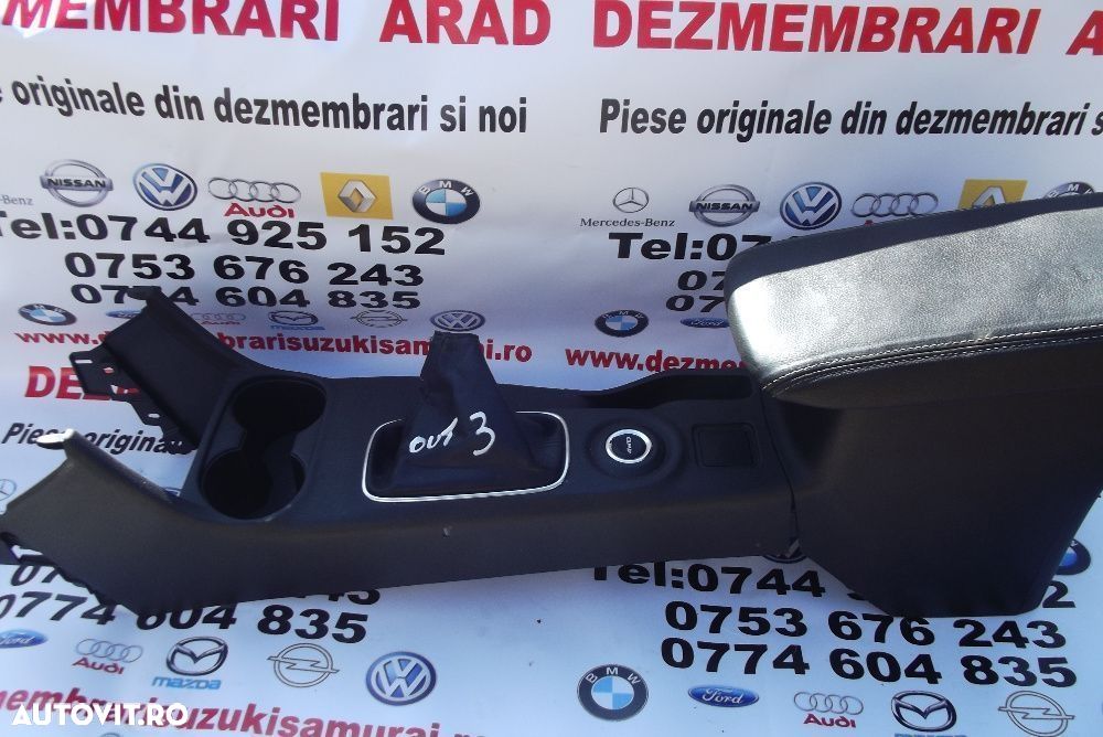 Cotiera Mitsubishi Outlander 2012-2016 consola centrala dezmembrez - 1