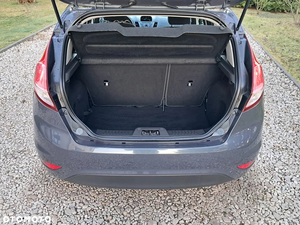 Ford Fiesta 1.25 Ambiente - 31