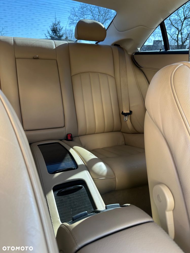 Mercedes-Benz CLS - 10