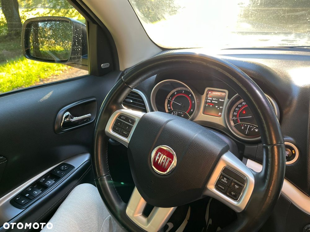 Fiat Freemont 2.0 Multijet Black Code AWD - 23