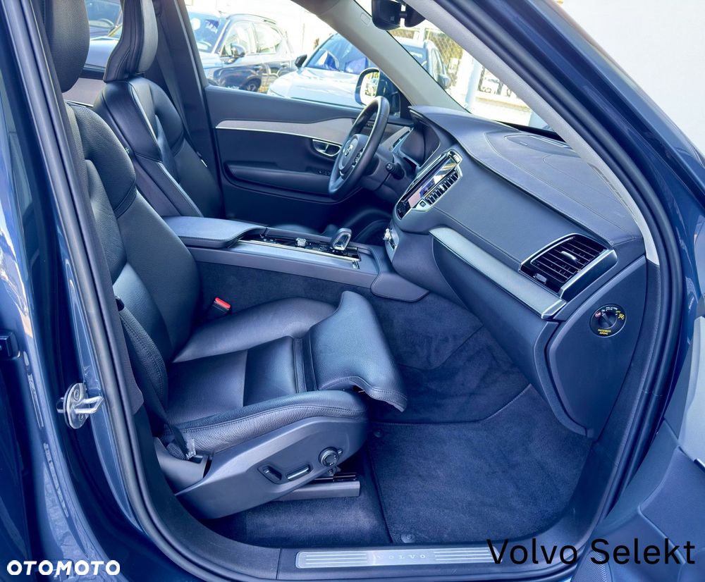 Volvo XC 90 - 18