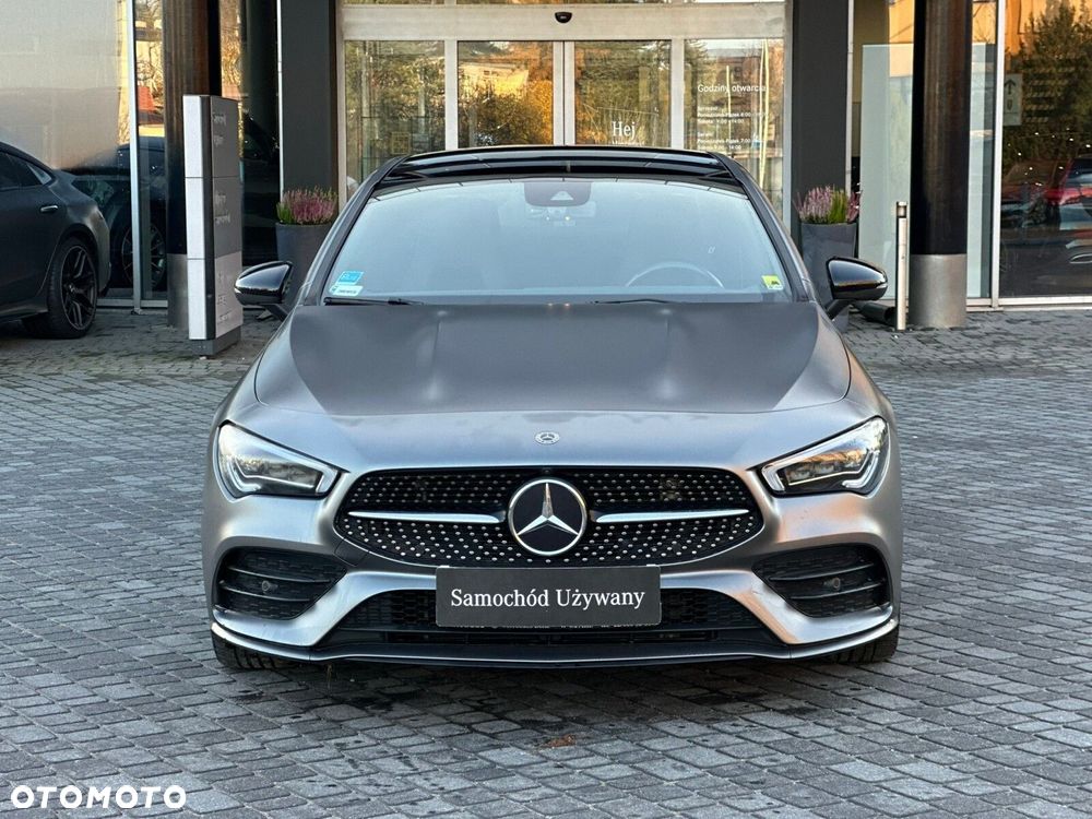 Mercedes-Benz CLA 250 AMG Line - 2