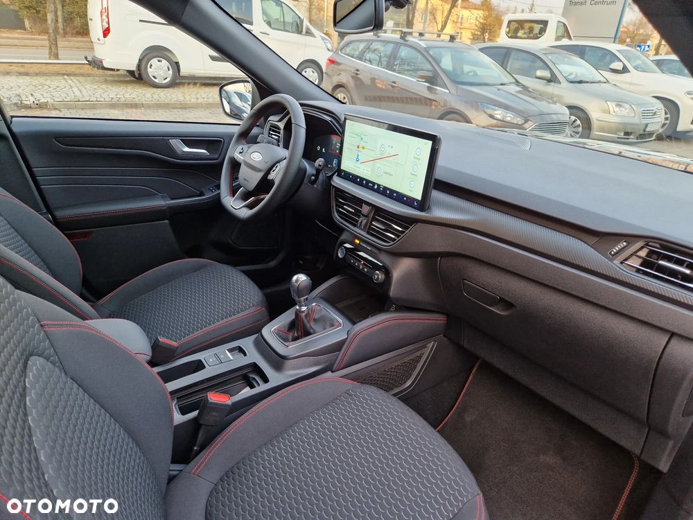 Ford Kuga 1.5 EcoBoost FWD ST-Line - 10