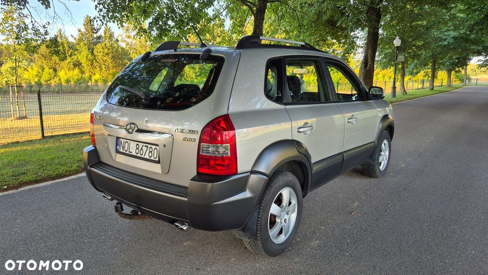 Hyundai Tucson - 8