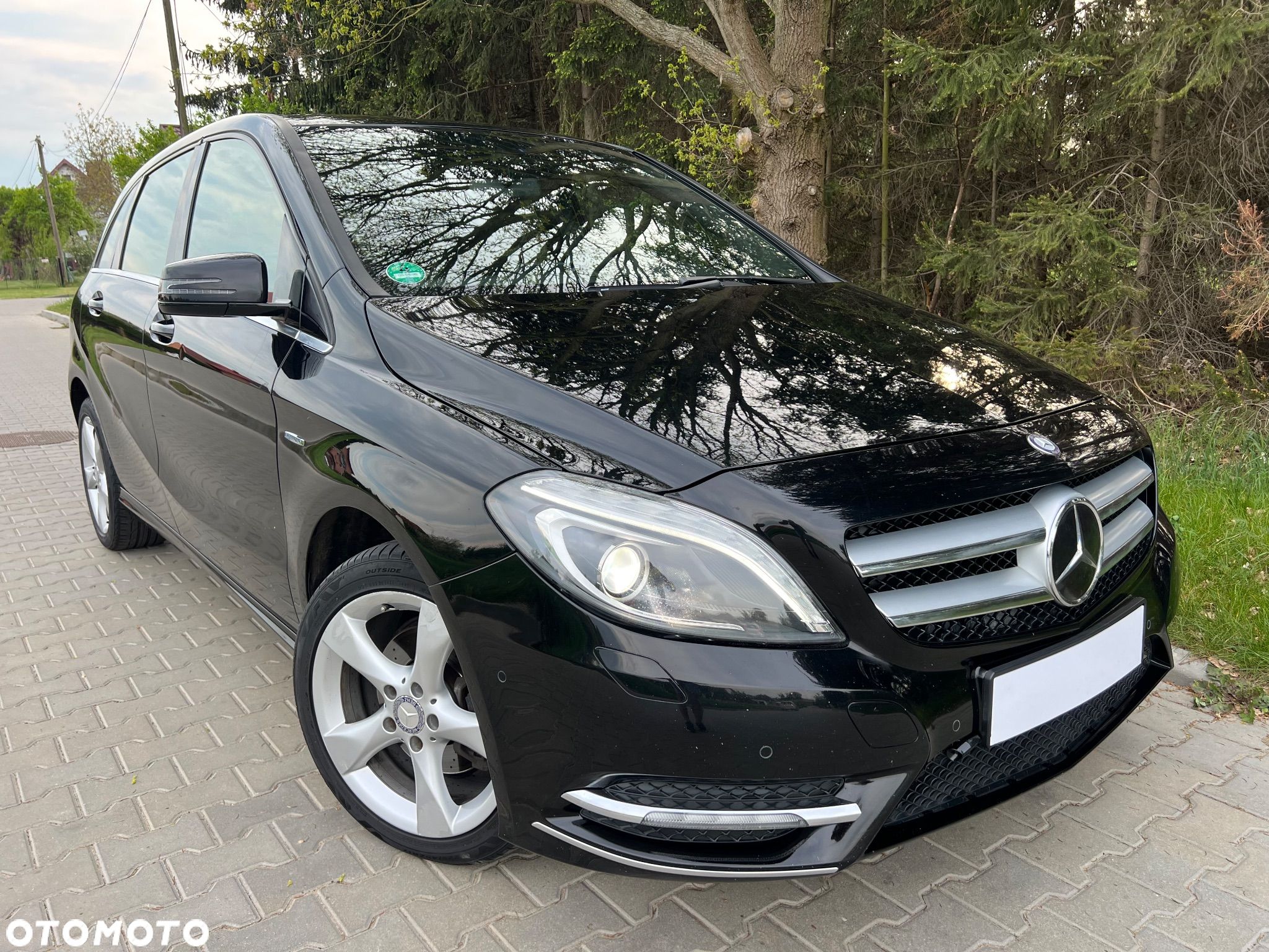 Mercedes-Benz Klasa B 180 CDI (BlueEFFICIENCY) 7G-DCT - 1