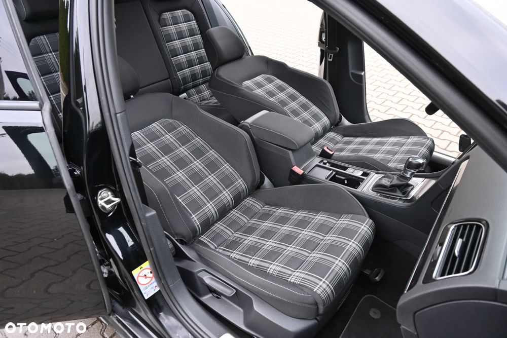 Volkswagen Golf GTD (BlueMotion Technology) DSG - 31
