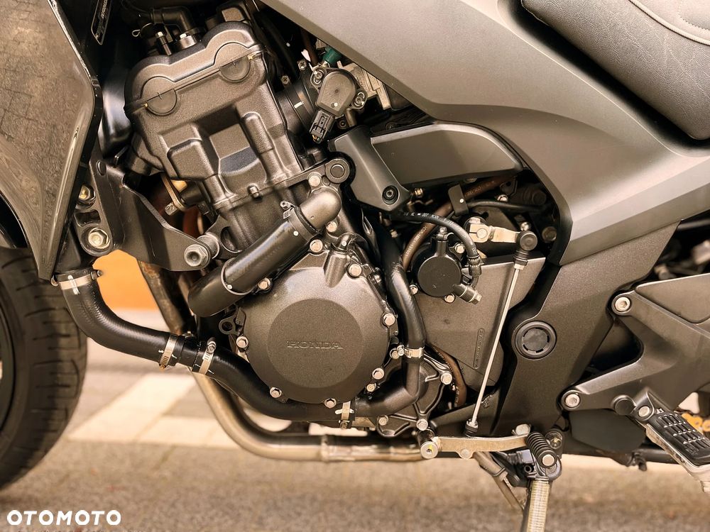 Honda CBF - 9