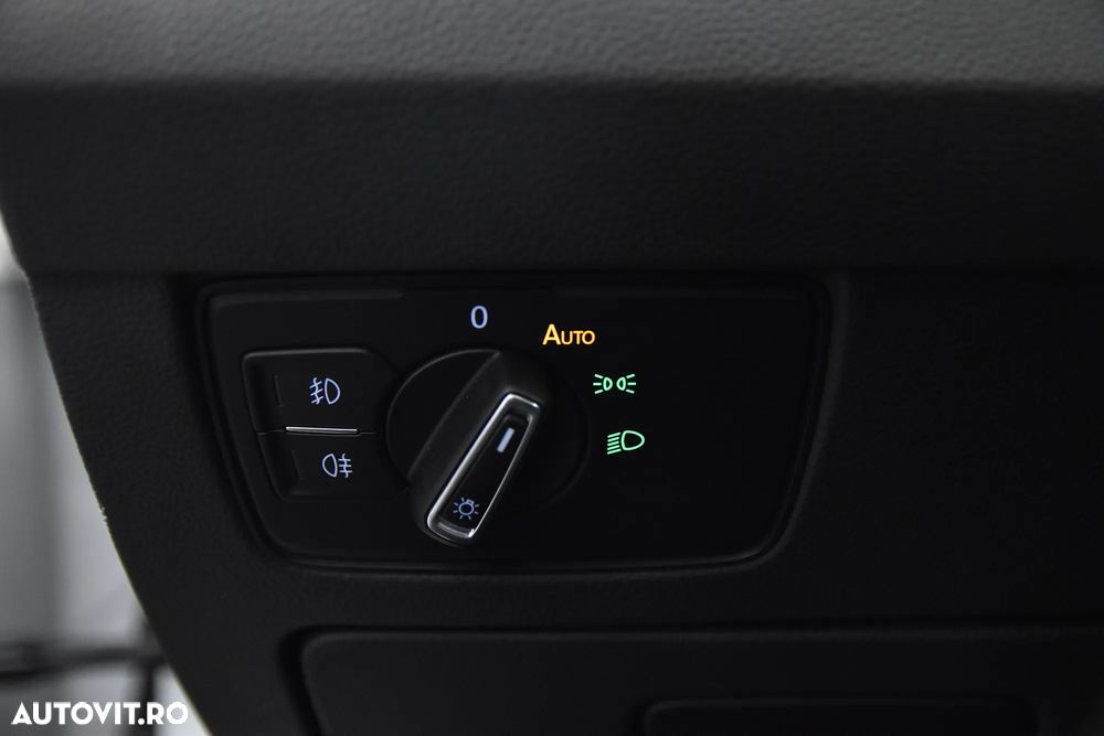 Volkswagen Passat - 16