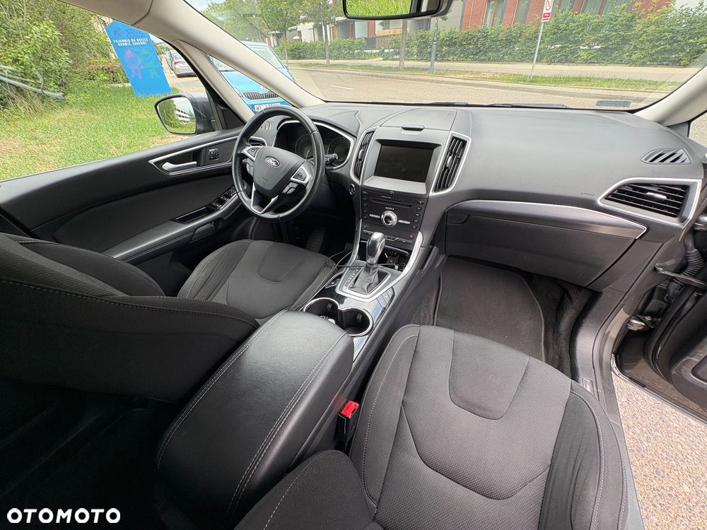 Ford S-Max 2.0 TDCi Titanium PowerShift - 32