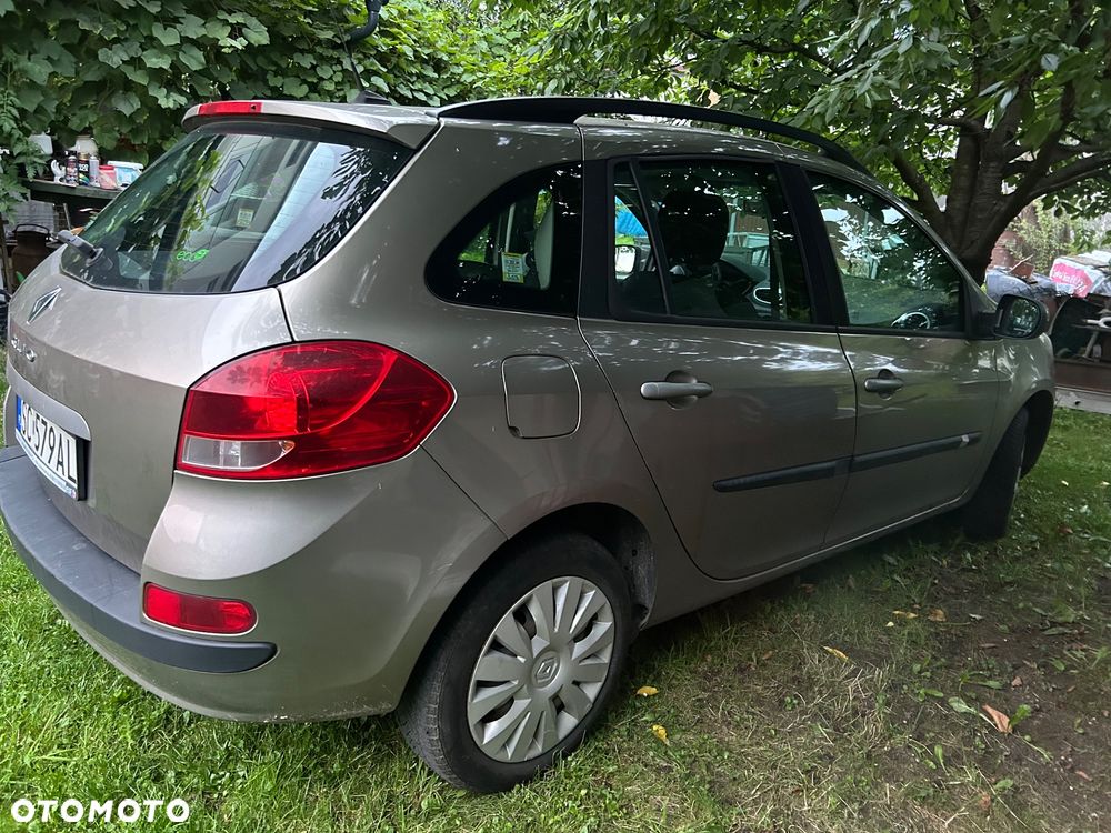 Renault Clio 1.2 16V Dwudziestka Euro5 - 4