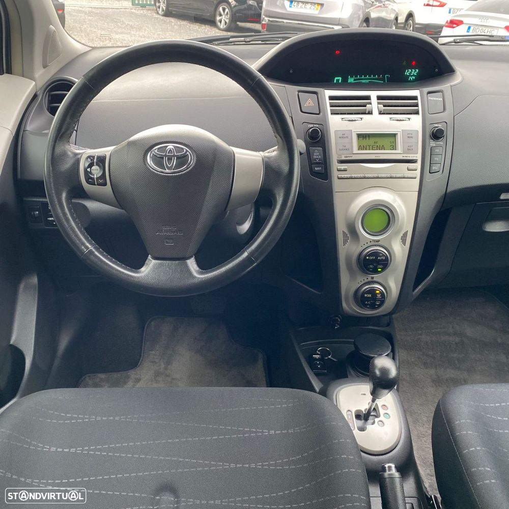 Toyota Yaris 1.0 VVT-i Sol High Pack MMT - 5