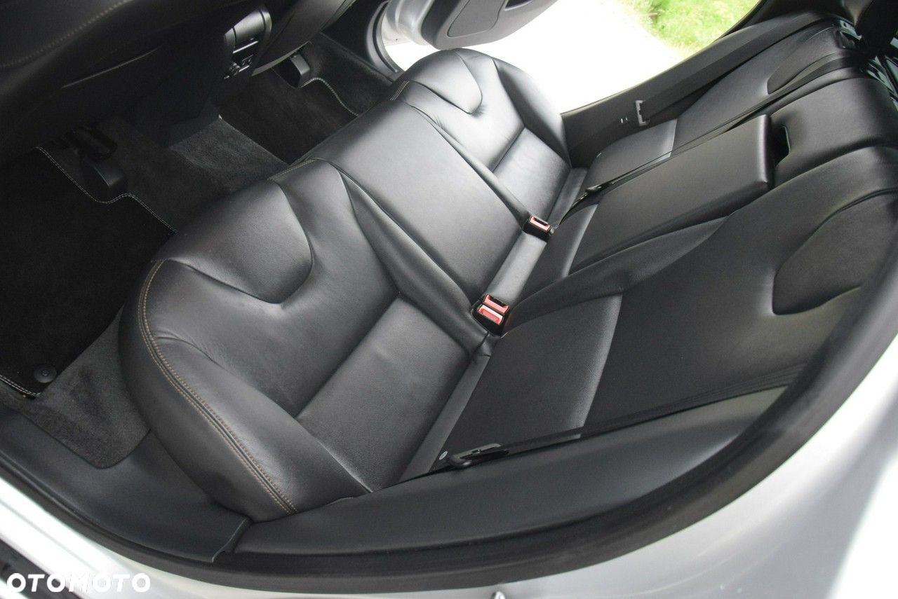Volvo XC 60 D3 Drive-E Kinetic - 23
