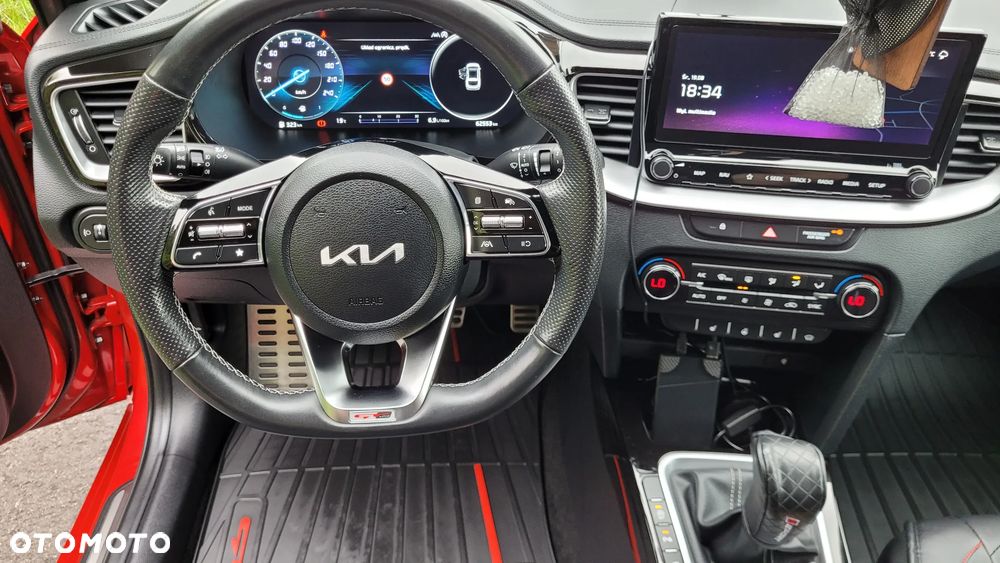 Kia ProCeed - 14
