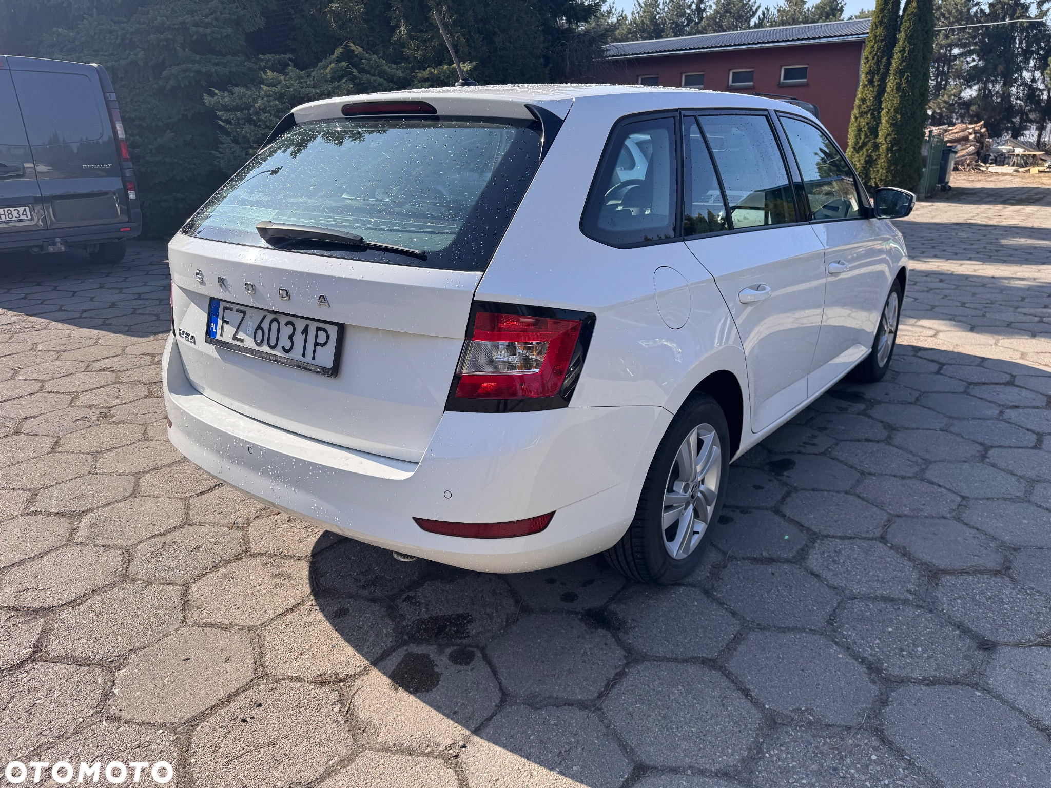 Skoda Fabia 1.0 Ambition - 4
