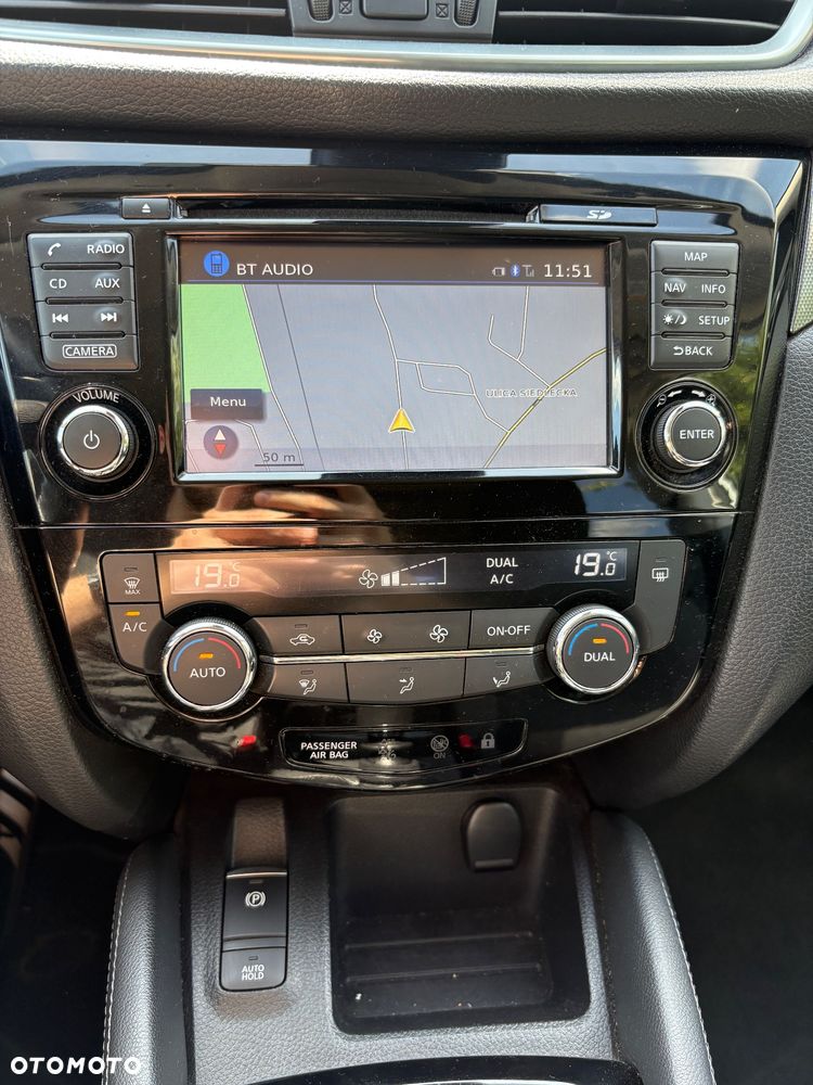 Nissan Qashqai 1.2 DIG-T N-Connecta - 12