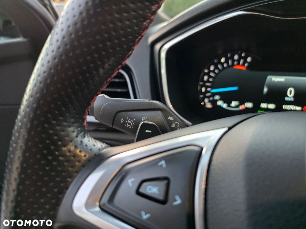 Ford Mondeo 2.0 EcoBlue ST-Line - 24