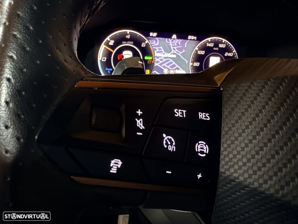 Cupra Formentor 1.4 e-Hybrid DSG VZ - 17