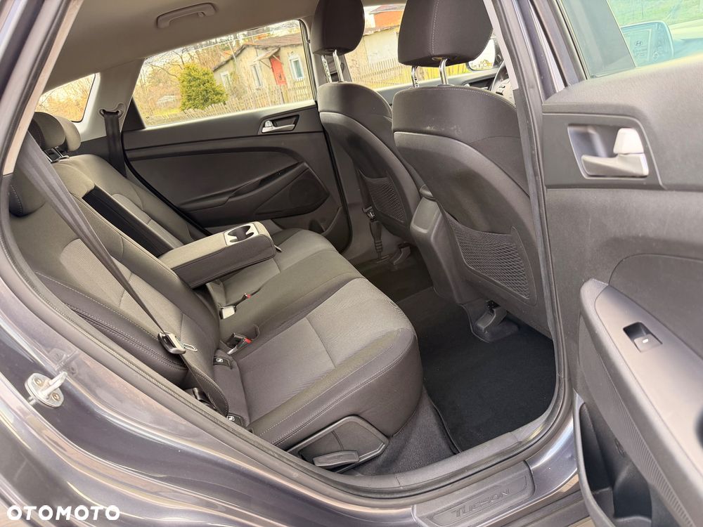 Hyundai Tucson 1.6 Turbo 2WD Navi - 22