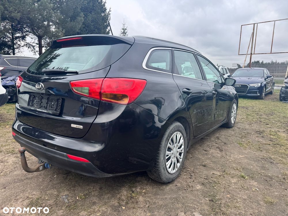 Kia Ceed 1.4 CVVT ISG Dream Team Edition - 9