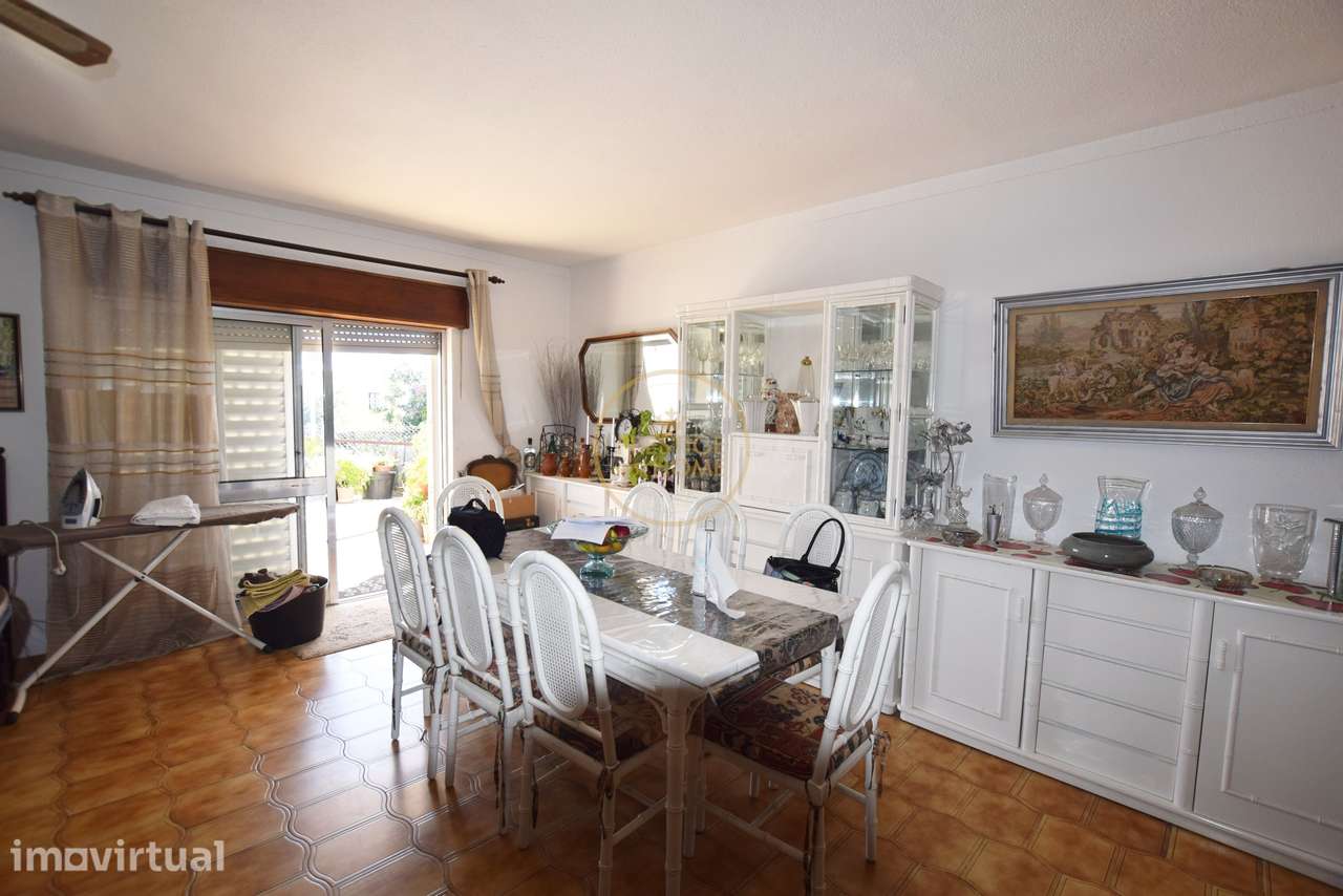 Moradia T3 a poucos minutos do Triangulo Dourado - Grande imagem: 3/46