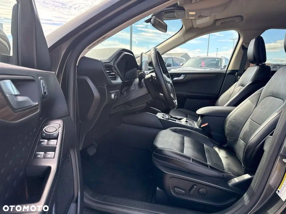 Ford Escape 2.0 EcoBoost AWD Titanium - 8