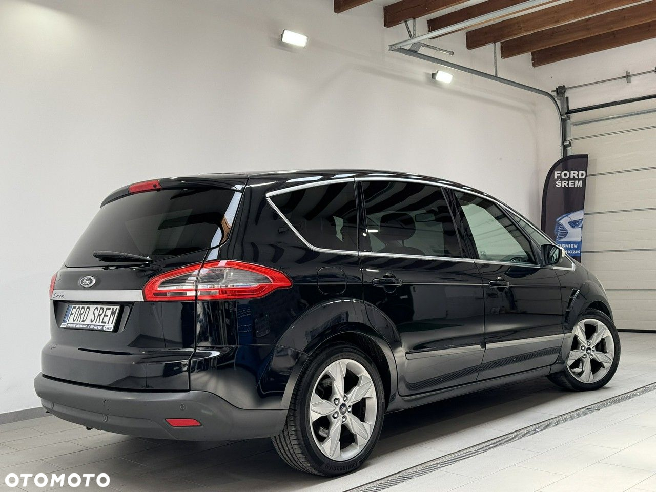 Ford S-Max - 9