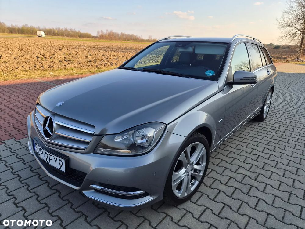 Mercedes-Benz Klasa C 180 BlueEFFICIENCY Avantgarde - 9
