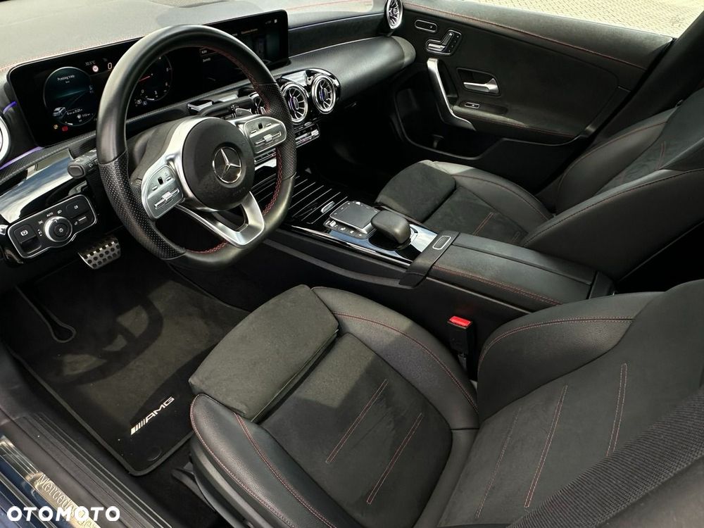 Mercedes-Benz CLA 200 d 8G-DCT AMG Line Advanced Plus - 16
