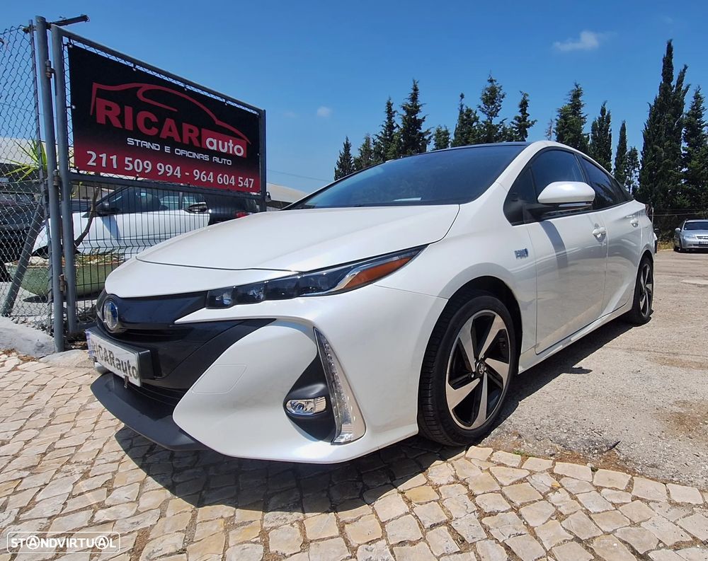 Toyota Prius 1.8 Luxury - 3