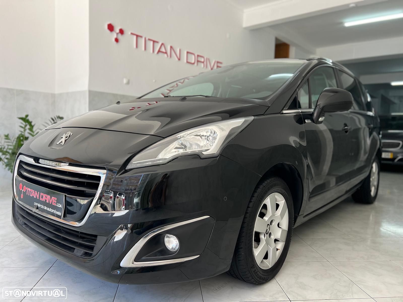 Peugeot 5008 1.6 BlueHDi Style - 1