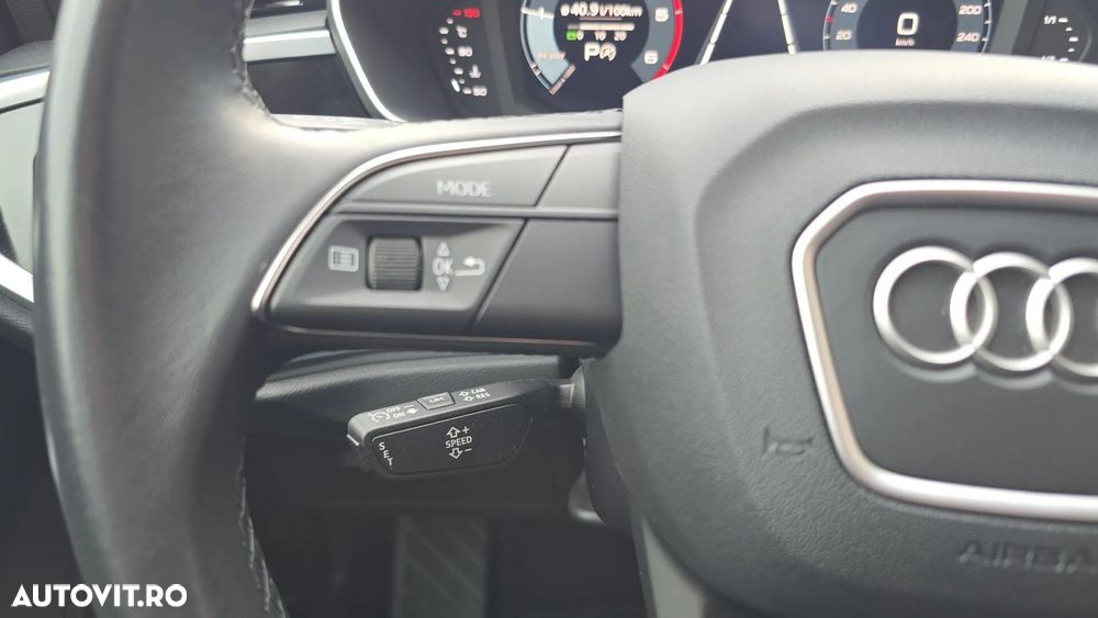 Audi Q3 2.0 35 TDI S tronic - 9