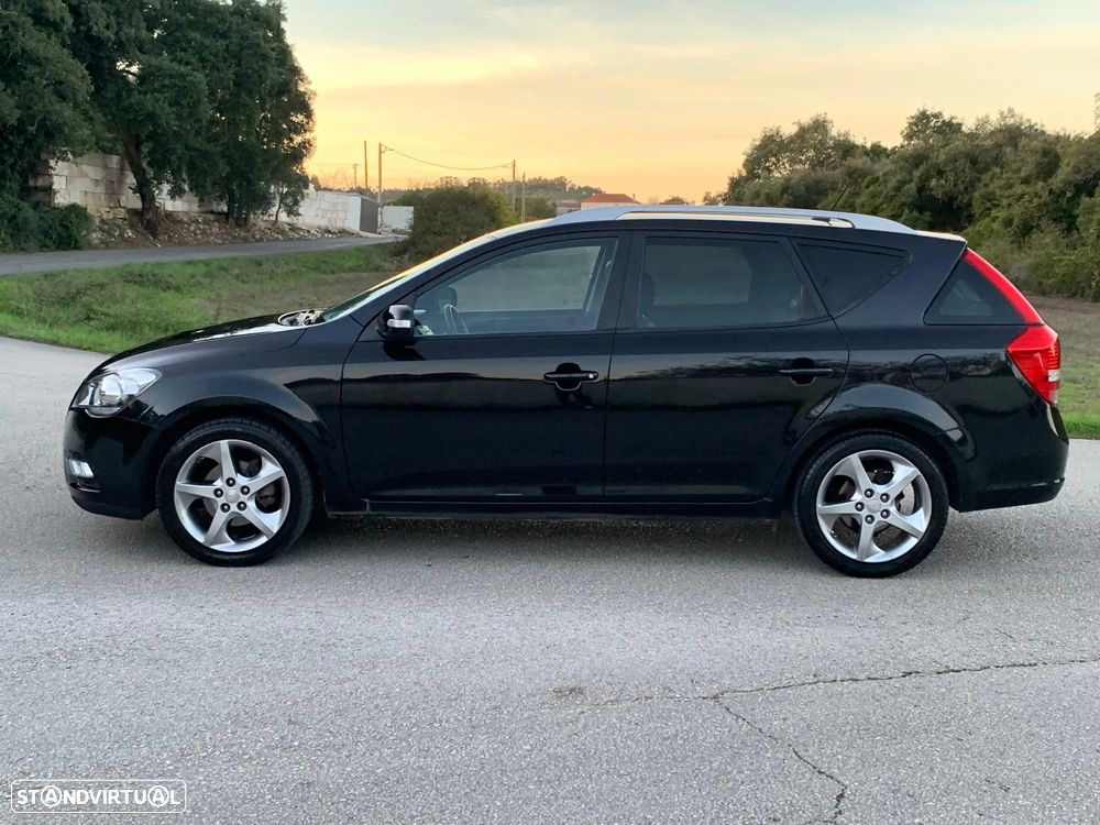 Kia Ceed SW 1.6 CRDi TX ISG - 4