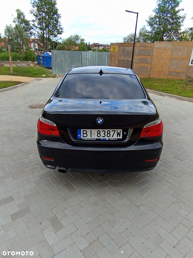 BMW Seria 5 520i - 6