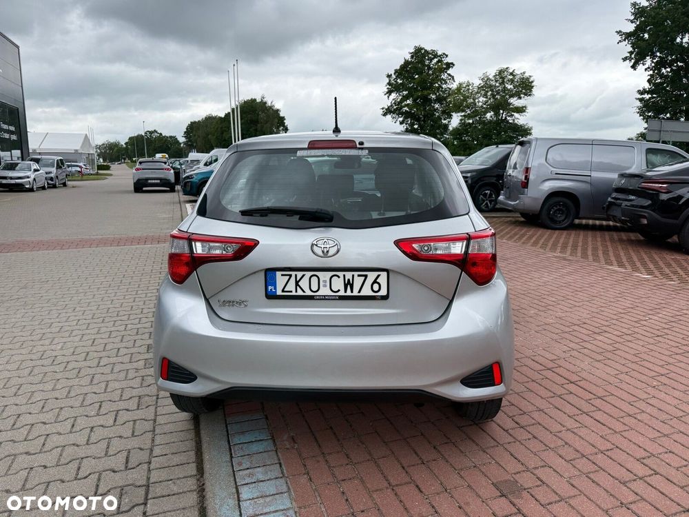 Toyota Yaris 1.5 Premium - 5