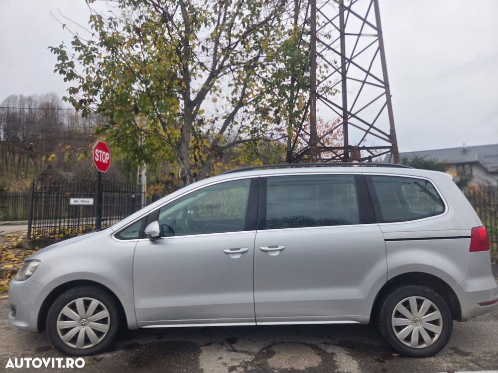 Volkswagen Sharan 2.0 TDI DSG BlueMotion Technology Comfortline - 4