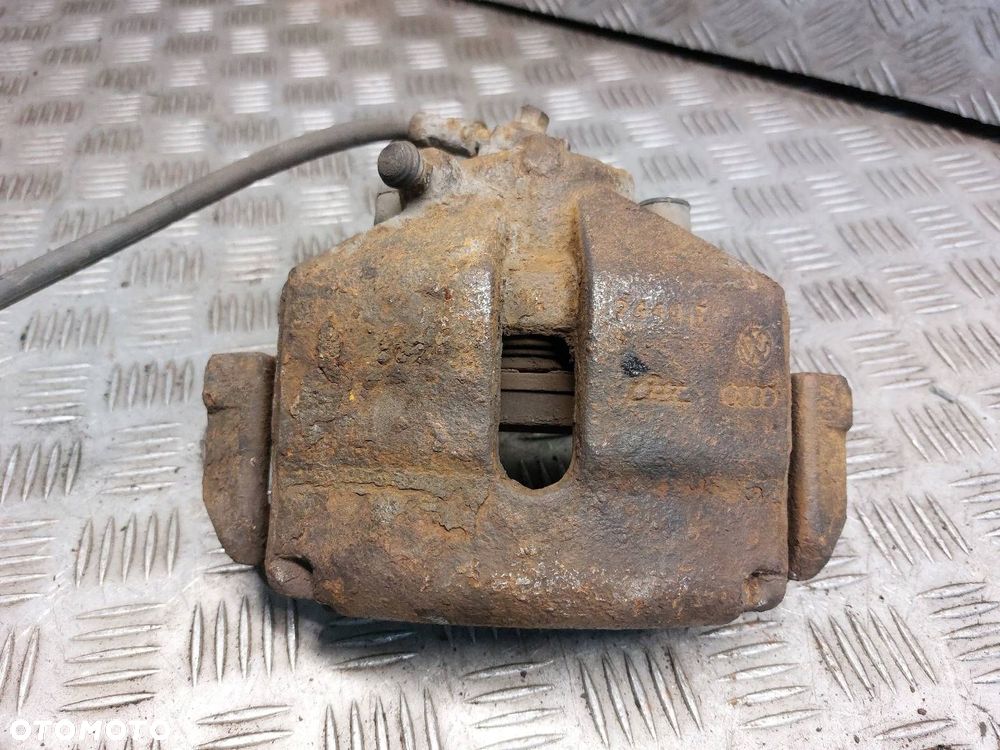 TARCZE HAMULCOWE PRZÓD + KLOCKI + ZACISKI VOLKSWAGEN PASSAT B6 - 13