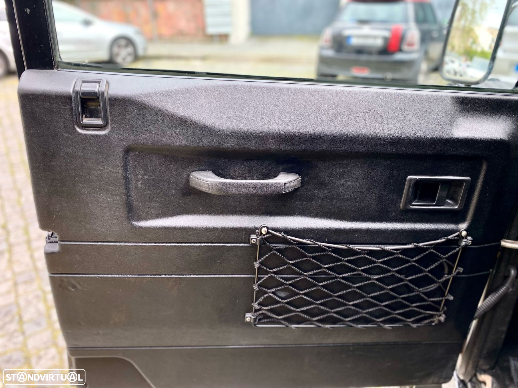 Land Rover Defender 110 2.5 TD5 Metal Top - 25