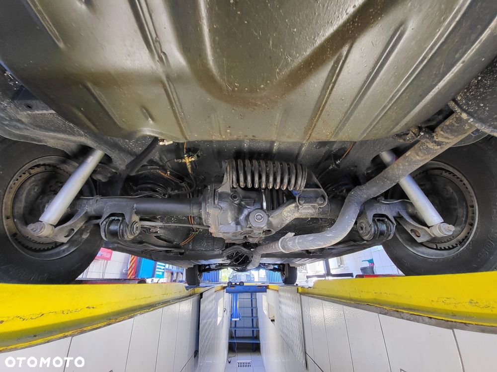 Mercedes-Benz Klasa E - 25