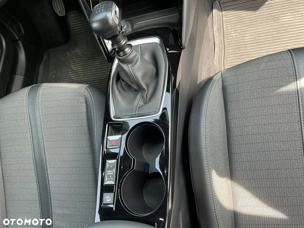 Peugeot 2008 1.2 PureTech Allure Pack S&S - 28