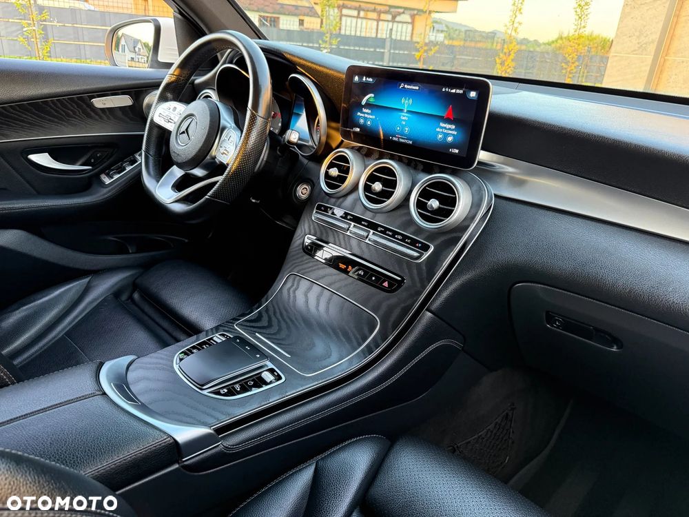 Mercedes-Benz GLC 200 4-Matic - 2